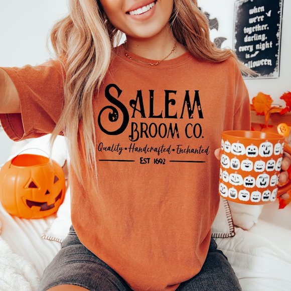 NEW Salem Broom Co Witch 1692 Halloween Comfort Colors Graphic Fall Tee Shirt - Picture 2 of 4